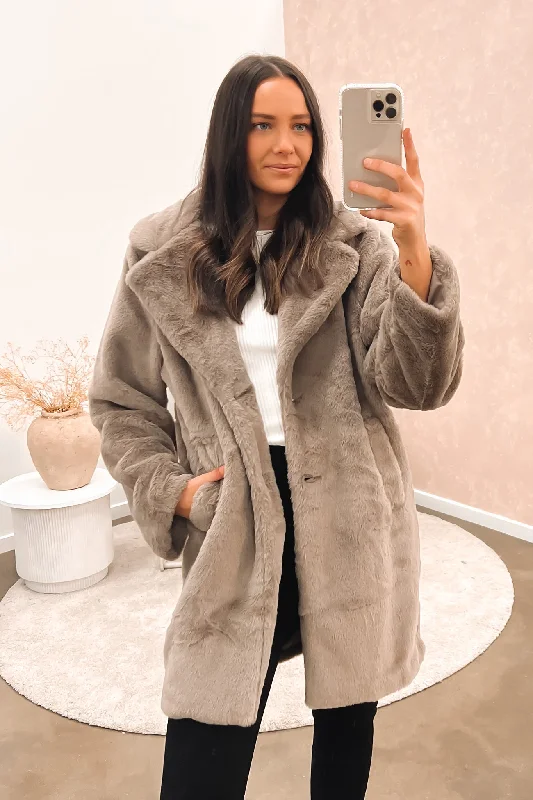 Molly Fur Coat Tan